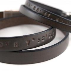 Partnerarmband Freundschaftsarmband Set zweifach braun Breitengrad Koordinaten