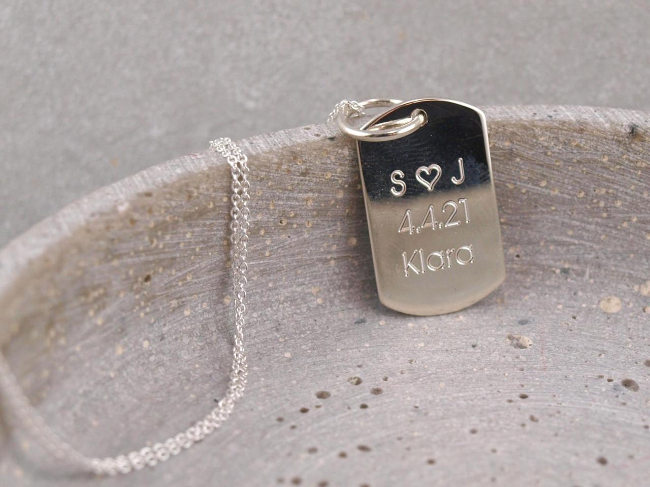 Dog Tag Gravuranhänger aus 925er Silber mit individueller Gravur Option als persönliches Geschenk