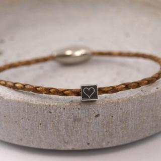 Lederarmband Leo geflochtenes Leder vintage hellbraun mit edelstahlwuerfel