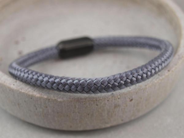 Ari Blackedition Segeltau Armband mit Gravur Option dunkelgrau