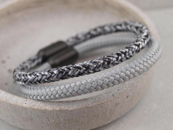 Ari Blackedition Segeltau Armband mit Gravur Option pfeffer und hellgrau