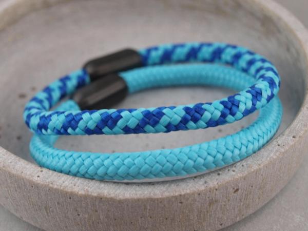 Ari Blackedition Segeltau Armband mit Gravur Option tuerkis und hellblau