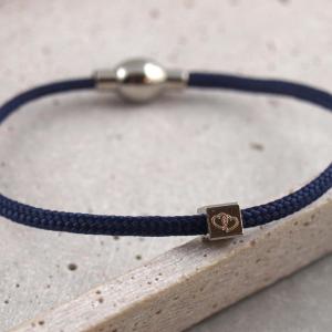 Segeltau Armband Kaya mit kleinem Würfel dunkelblau