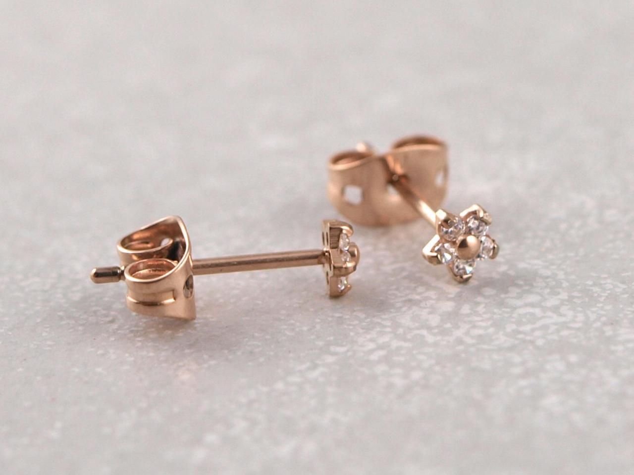 Titan Ohrstecker kleine Kristall Blume rosegold_