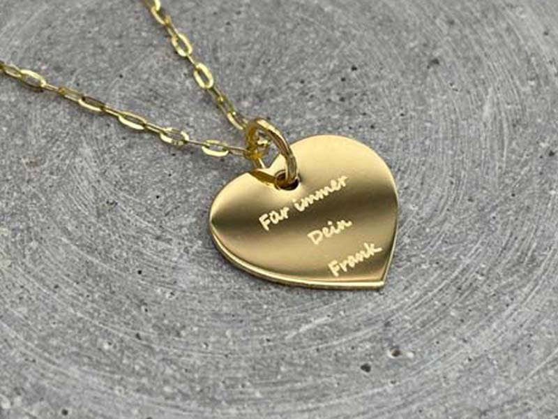 Echt Gold Herz mit Gravur, Kette mit Herz echt Gold, Geschenk für Partnerin