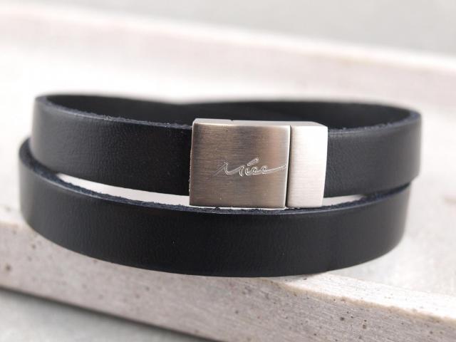 Lederarmband Paul, zweifach gewickelt mit individuellem Logo, Firmenlogo