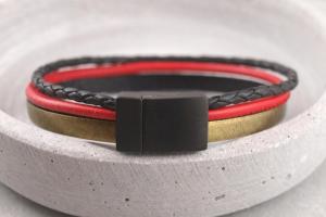 WM - EM Kollektion Schwarz Rot Gold_Charlie