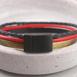 WM - EM Kollektion Schwarz Rot Gold_Charlie