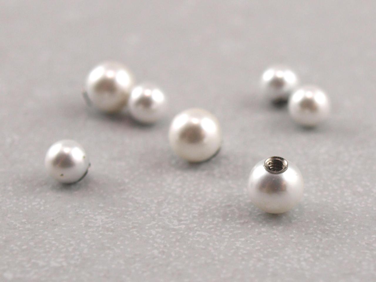 Schraubkugel Perle, synthetisch, Innengewinde, Ohrstecker aus Titan