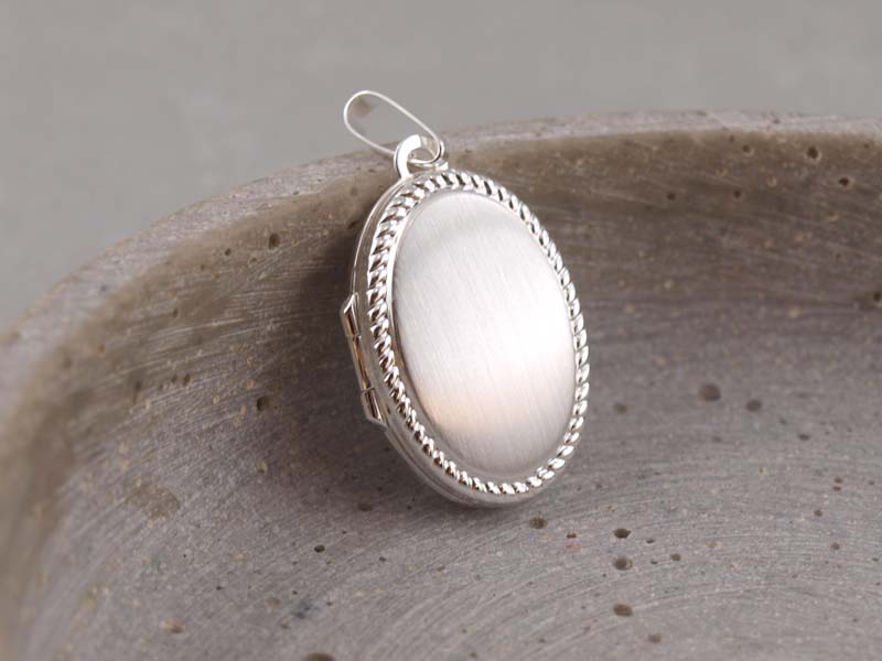 Medaillon Silber mit Vintage Rand für zwei Fotos