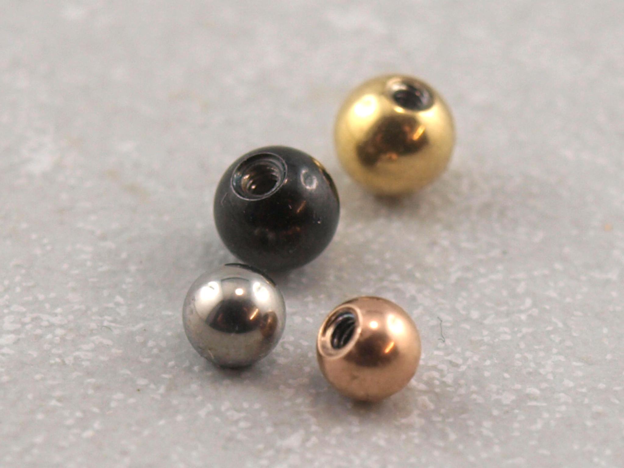 Titankugeln mit Gewinde, vier Farben und zwei Größen, 4 mm oder 6 mm
