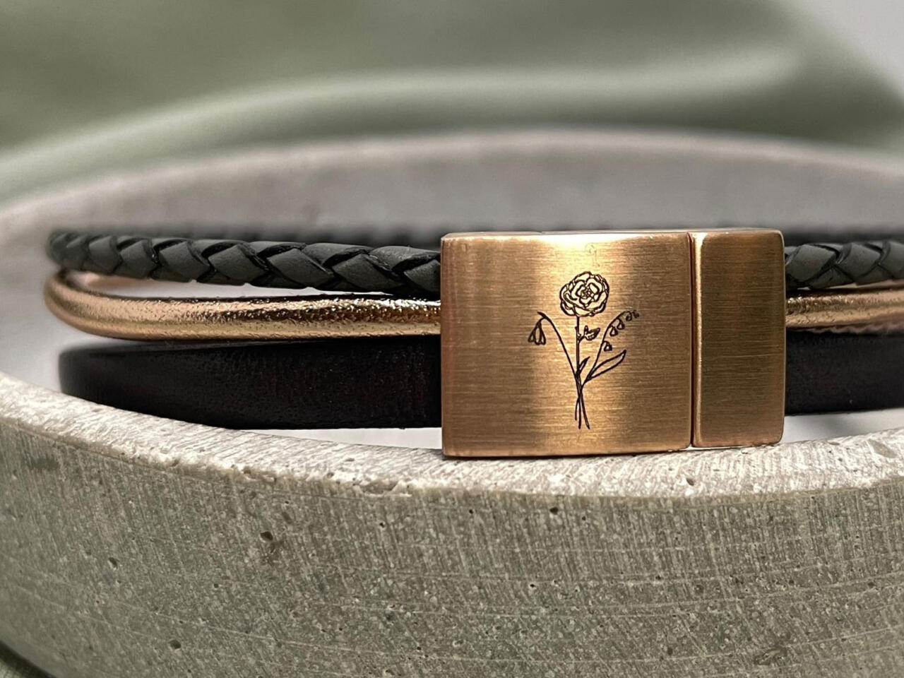 Armband mit Geburtsblume als Geburtstagsgeschenk