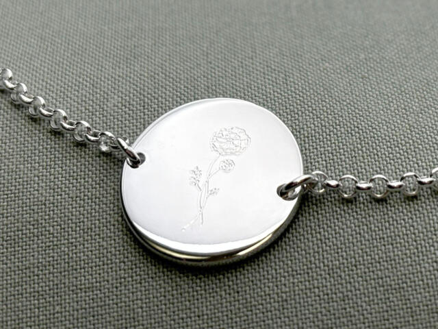 Geburtsblume Gravur, Eigene Geburtsblume auf einem Schmuckstück, Silberarmband mit Gravur