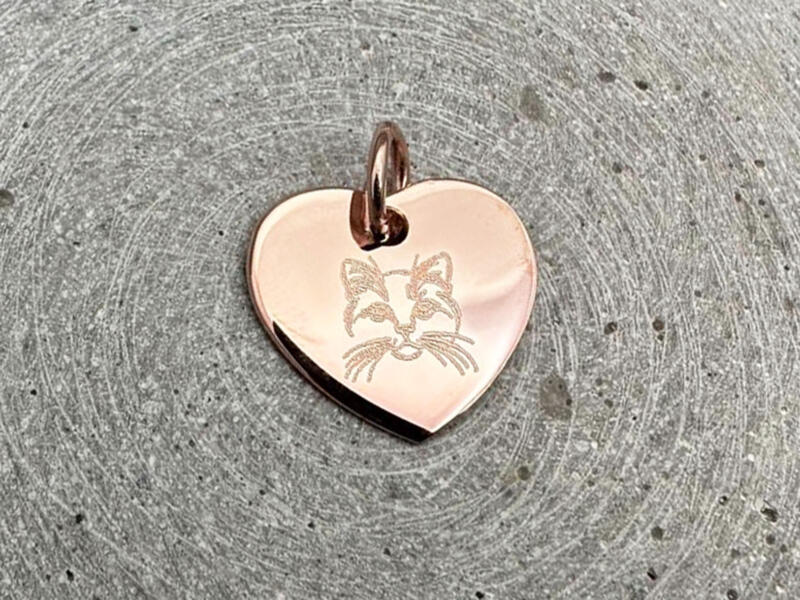 Gravurherz Rosegold, Herz mit Gravur Roségold, Katzenbild als Gravur