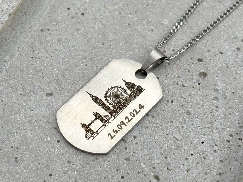 Herrenkette mit Anhänger London Gravur