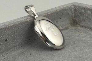 Medaillon Silber mit individueller Kreuzgravur