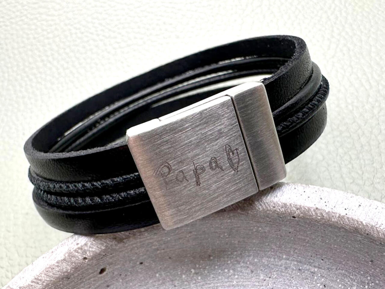 Lederarmband mit Gravur, Geschenk für Papa, Geschenk zum Vatertag, Armband Leder Herren, Lederarmband Mann mit Gravur