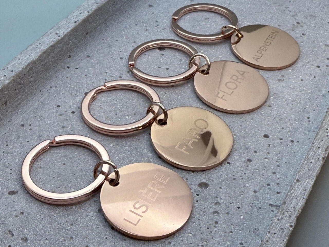 Schlüsselanhänger als Werbestück Hotelzimmer Häuser Immobilien Werbemittel