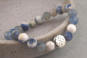 Edelstein Armband Herren mit Gravurperle, Namensarmband Familie