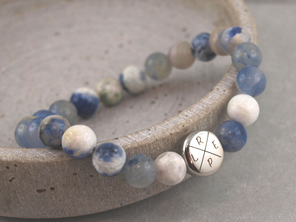 Edelstein Armband Herren mit Gravurperle, Namensarmband Familie