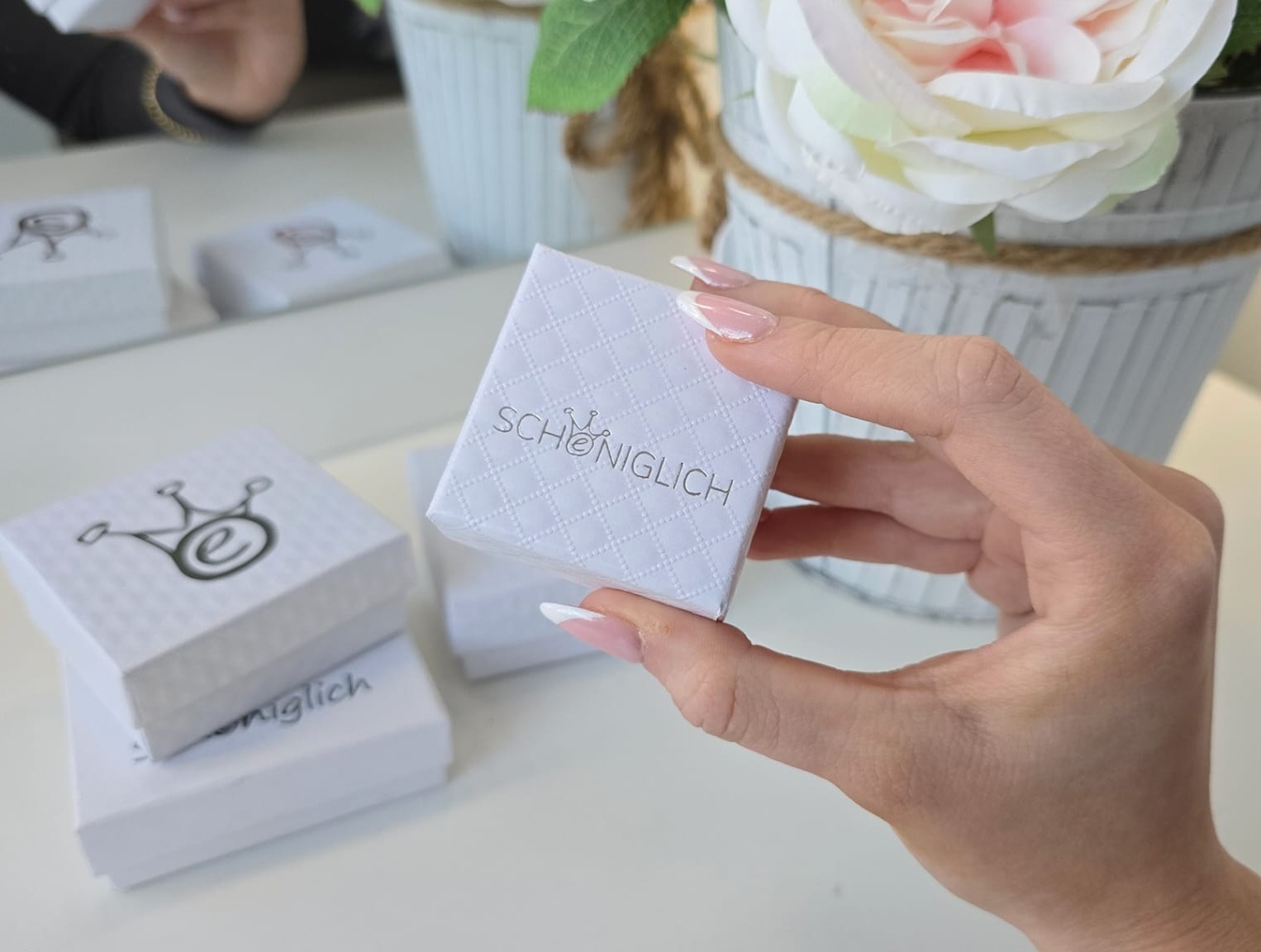 Geschenk Verpackung von Schöniglich, Geschenkverpackung, Geschenkidee, Personalisierbarer Schmuck