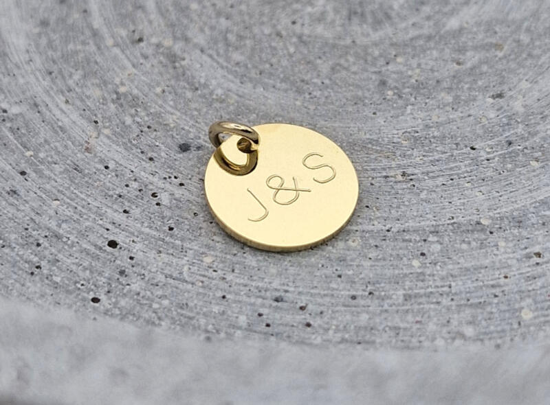 Kleiner Gravuranhänger Gold mit Gravur