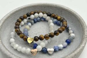 Perlenarmband Edelstein mit gravierbarer Herzperle