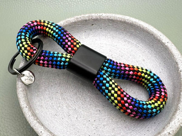 Segeltau Schlüsselanhänger mit Gravur, Frühling Regenbogen