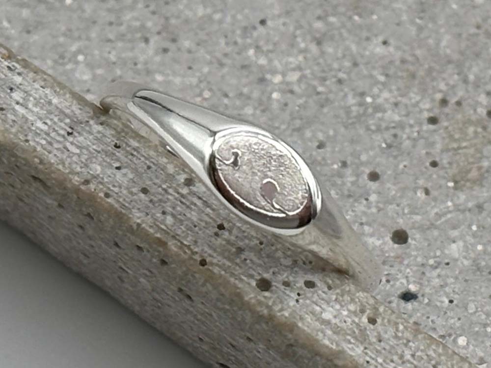 Silber Ring mit Hundenasen Gravur