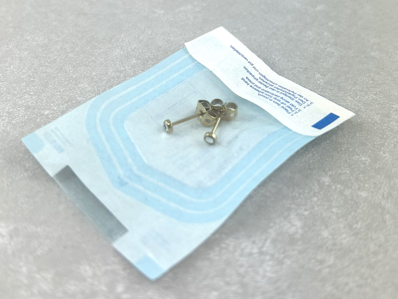 Versiegelte Verpackung Schöniglich