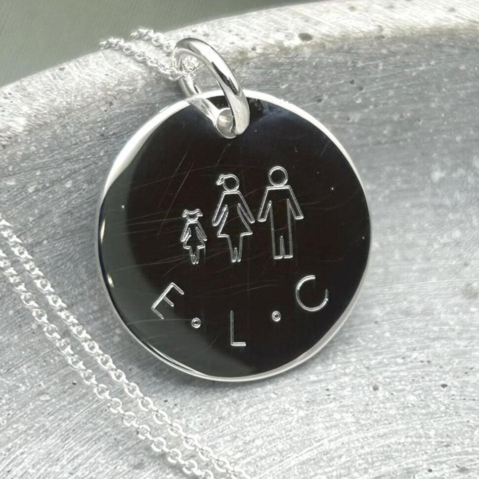 Runder Anhänger aus 925er Silber mit Familien Gravur, persönliches Geschenk für die Familie