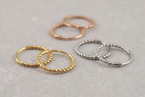 Gedrehte, zeitlose Creolen aus Chirurgenstahl, Allergiker geeignet, hypoallergen