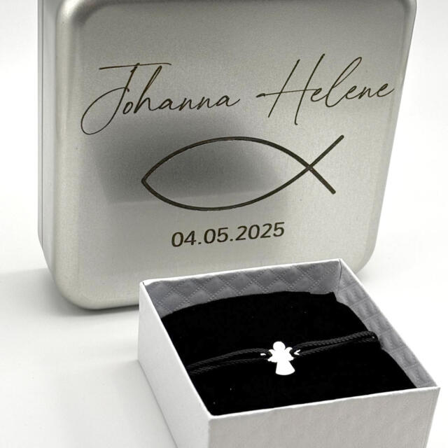 Kiste mit Gravur, Name und Datum, Konfirmation zum Verpacken von Geschenk