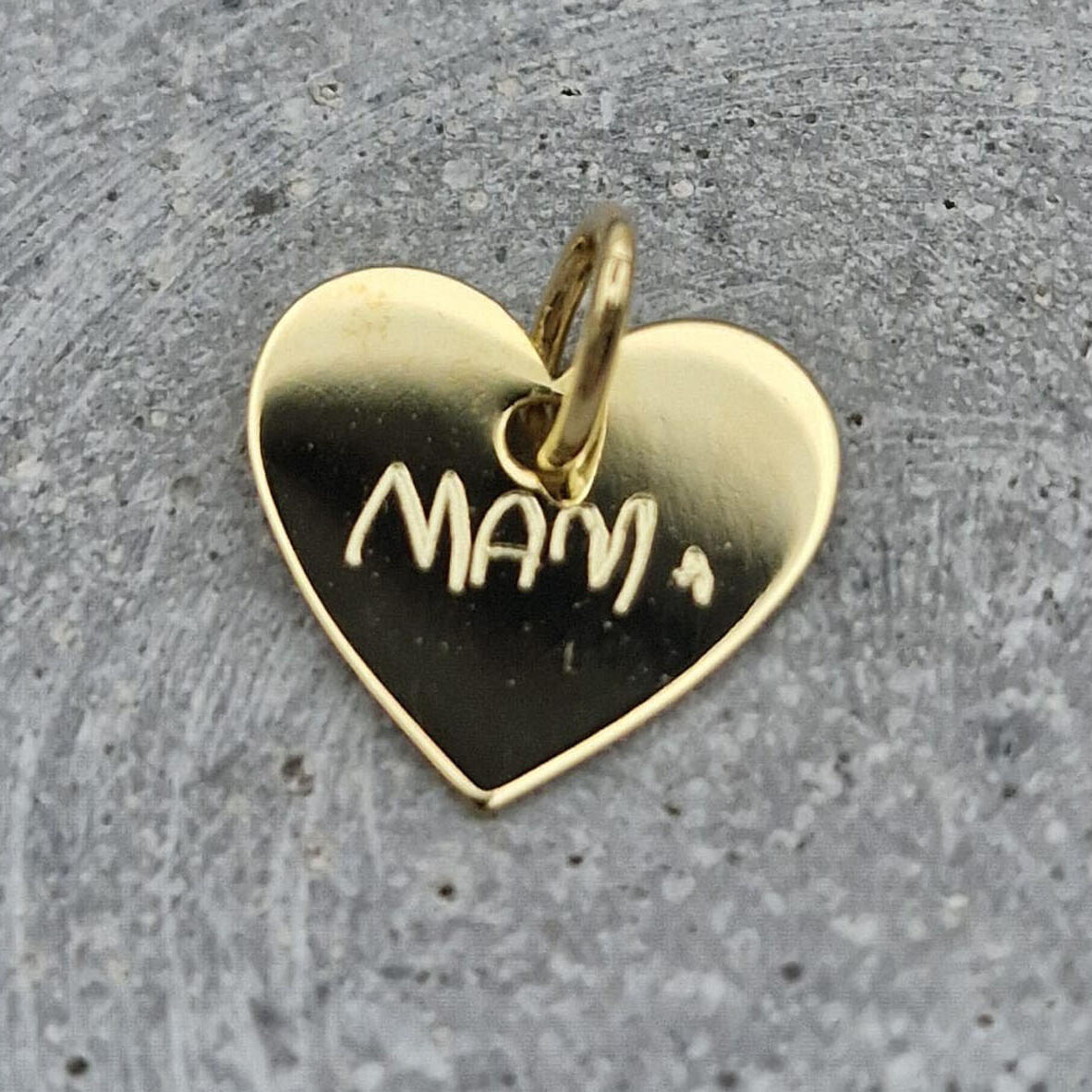 Handschrift auf Gravur Anhänger Gold Herz, Herzanhänger echt Gold, Mama armband muttertag gravur