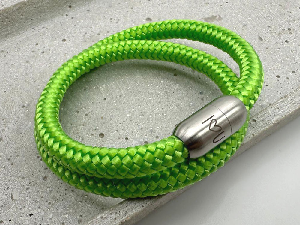 Segeltauarmband mit Gravur zweifach grün