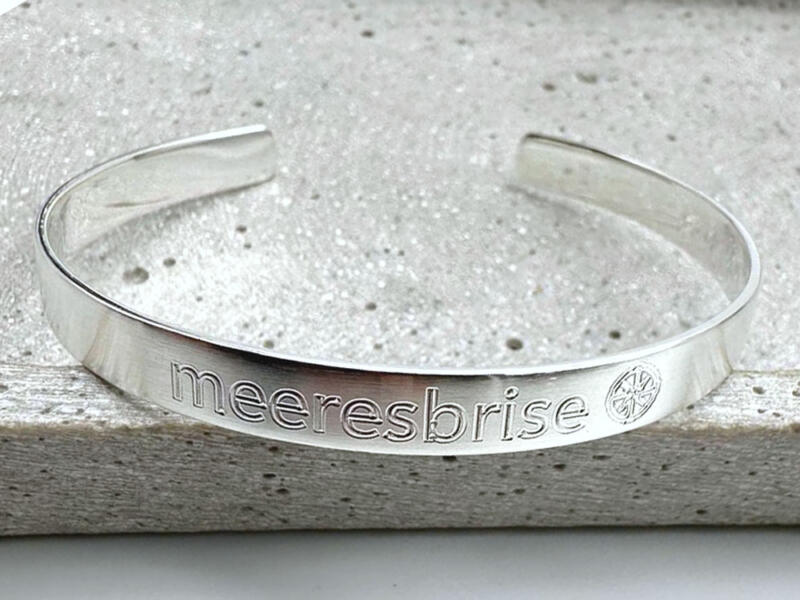 Armreif Silber mit meeresbrise Gravur