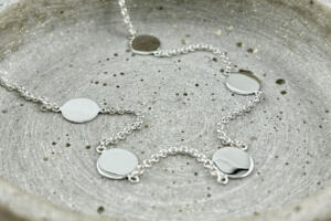 Namenskette Silber mit 5 Plättchen, Familienkette Silber viele Kinder