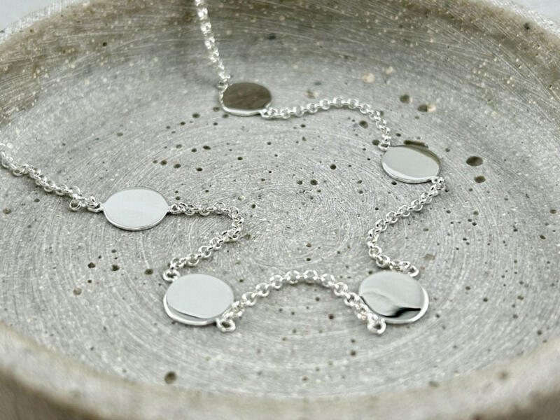 Namenskette Silber mit 5 Plättchen, Familienkette Silber viele Kinder