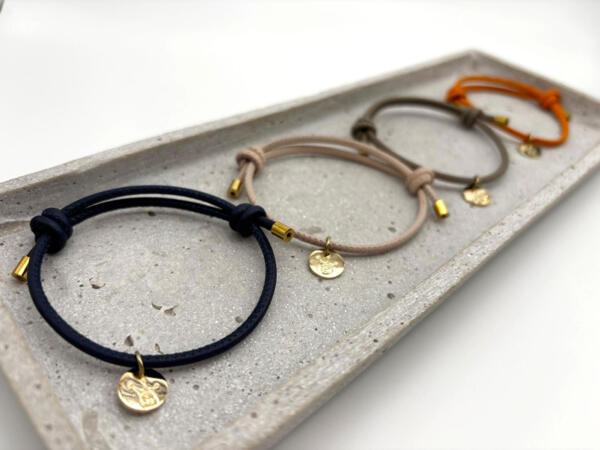 Nappalederarmband zum Knoten, größenverstellbar, Gold