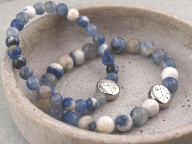 Partnerarmband Edelstein mit Gravurperle, Namensarmband Familie, Set für Paare