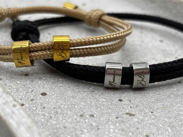 Schiebeknoten Armband aus Segeltau größenverstellbar mit individueller gravur namensarmband