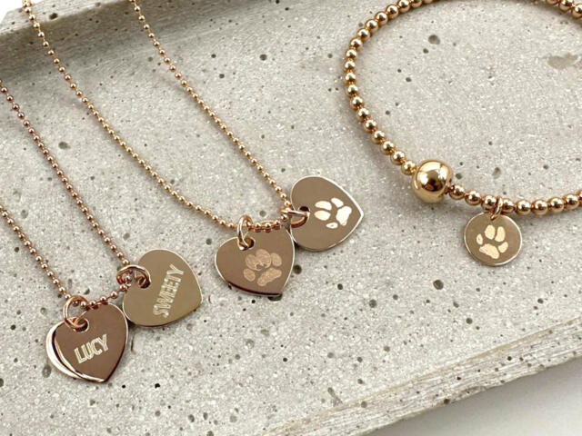 Damenschmuck mit Hundepfote