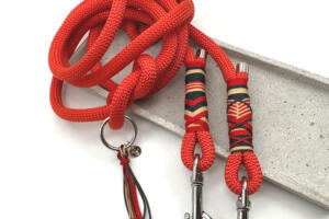 Cityleine handgefertigt mit individuellem Muster, Farbe Rot