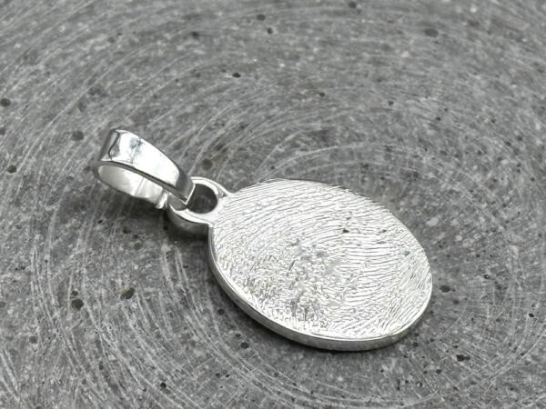 Fingerabdruck auf ovalem Anhänger Silber