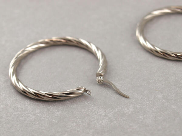 Große Creolen aus Chirurgenstahl gedreht 40 mm, Creolen Gold und Silber