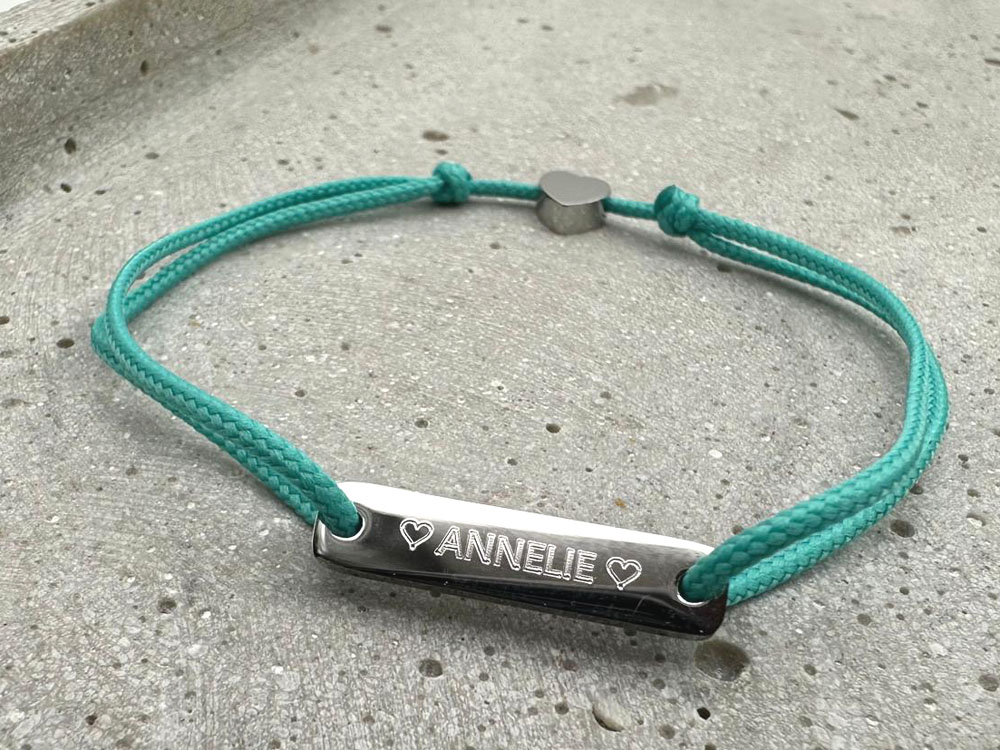 Kinderarmband mit kleinem Herz