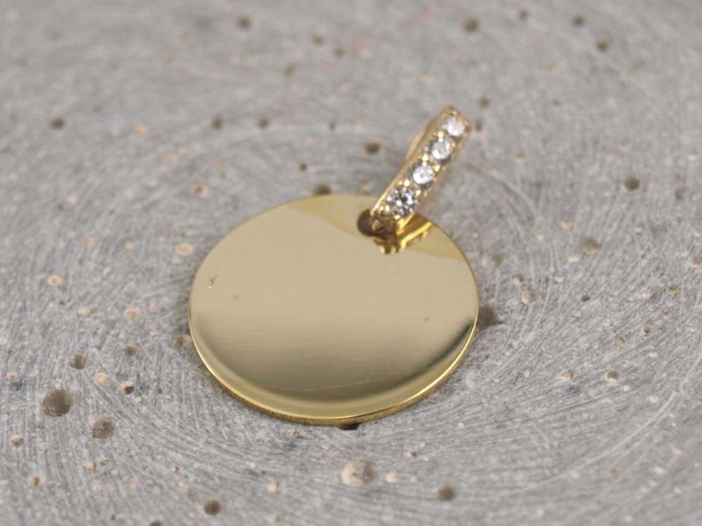 Echt goldener Anhänger mit 4 Zirkonia Steinen