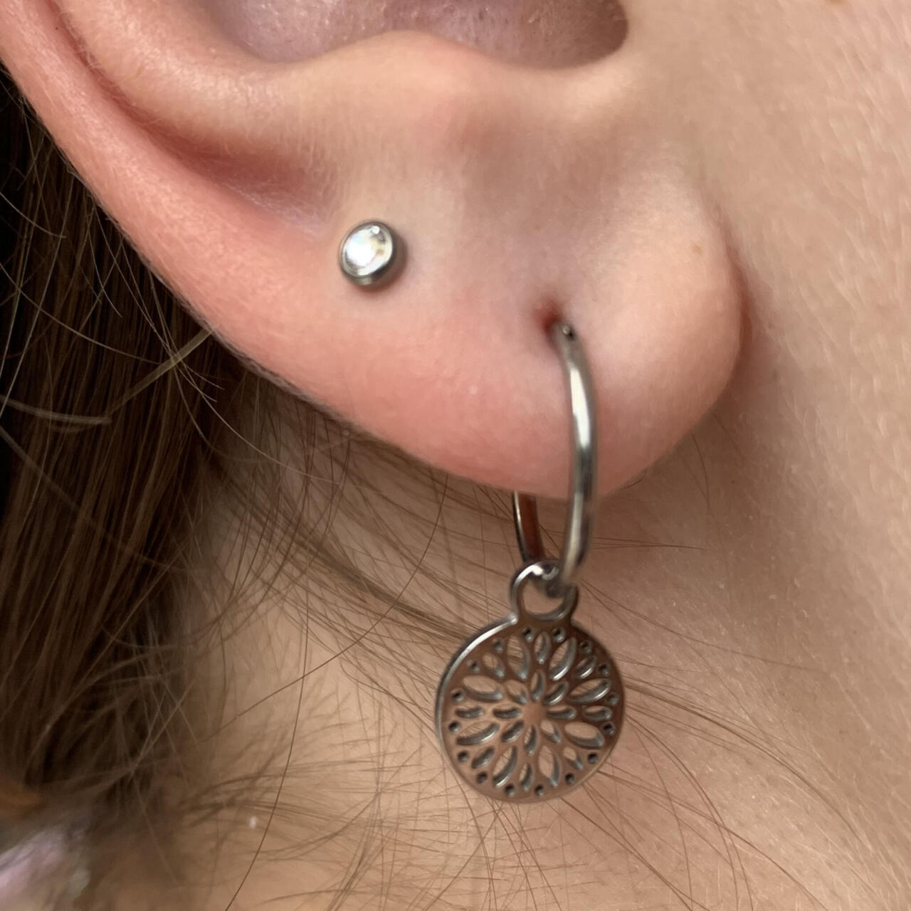 Welcher Ohrring passt zu mir. Unser Beratungsquiz