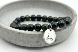 Armband Edelstein Perlen mit Gravuranhänger Edelstahl mit Sternbild