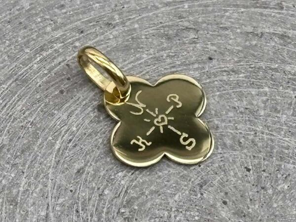 Kleeblatt Gravuranhänger Gold mit Handschrift Gravur